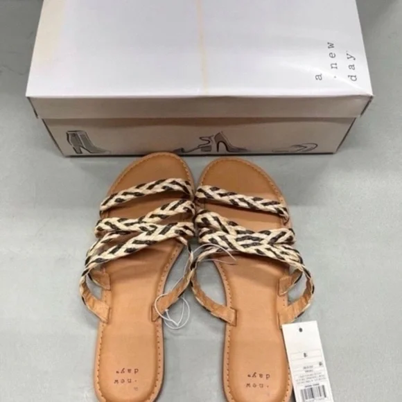 A New Day Women's Tan and Black Sandals - Picture 3 of 5